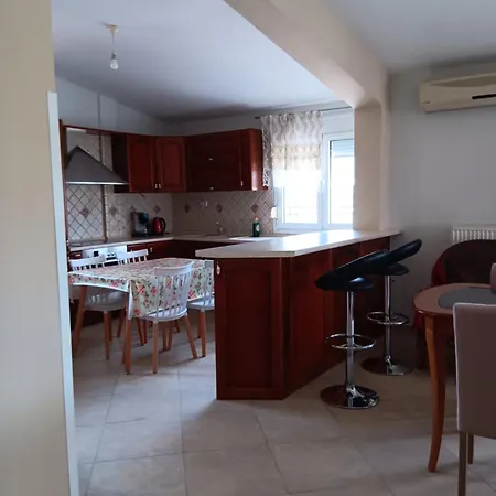 Babis House * לימנריה