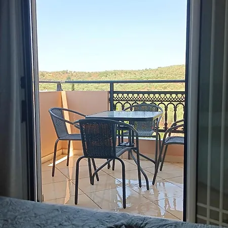 Babis House Apartmán