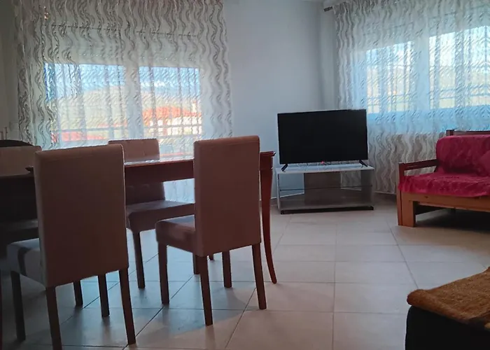 Apartament Babis House *