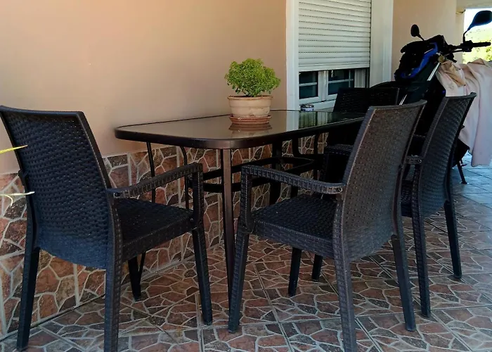 Appartement Babis House *